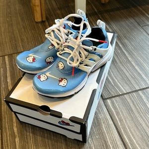 Hello Kitty x Nike shoes, size 4 youth